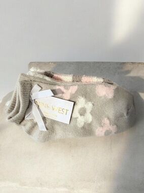 Nine West Gray and Pink Floral striped Socks set of 4